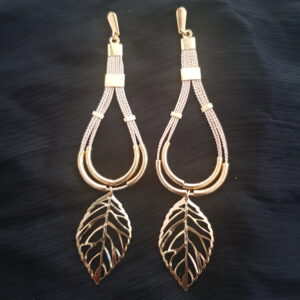 Boucles d'oreilles arrondies feuille